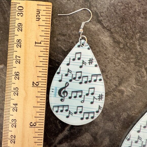 Music Note Teardrop Earrings Lightweight Dangle Jewelry Theater Music Gift - Picture 5 of 9